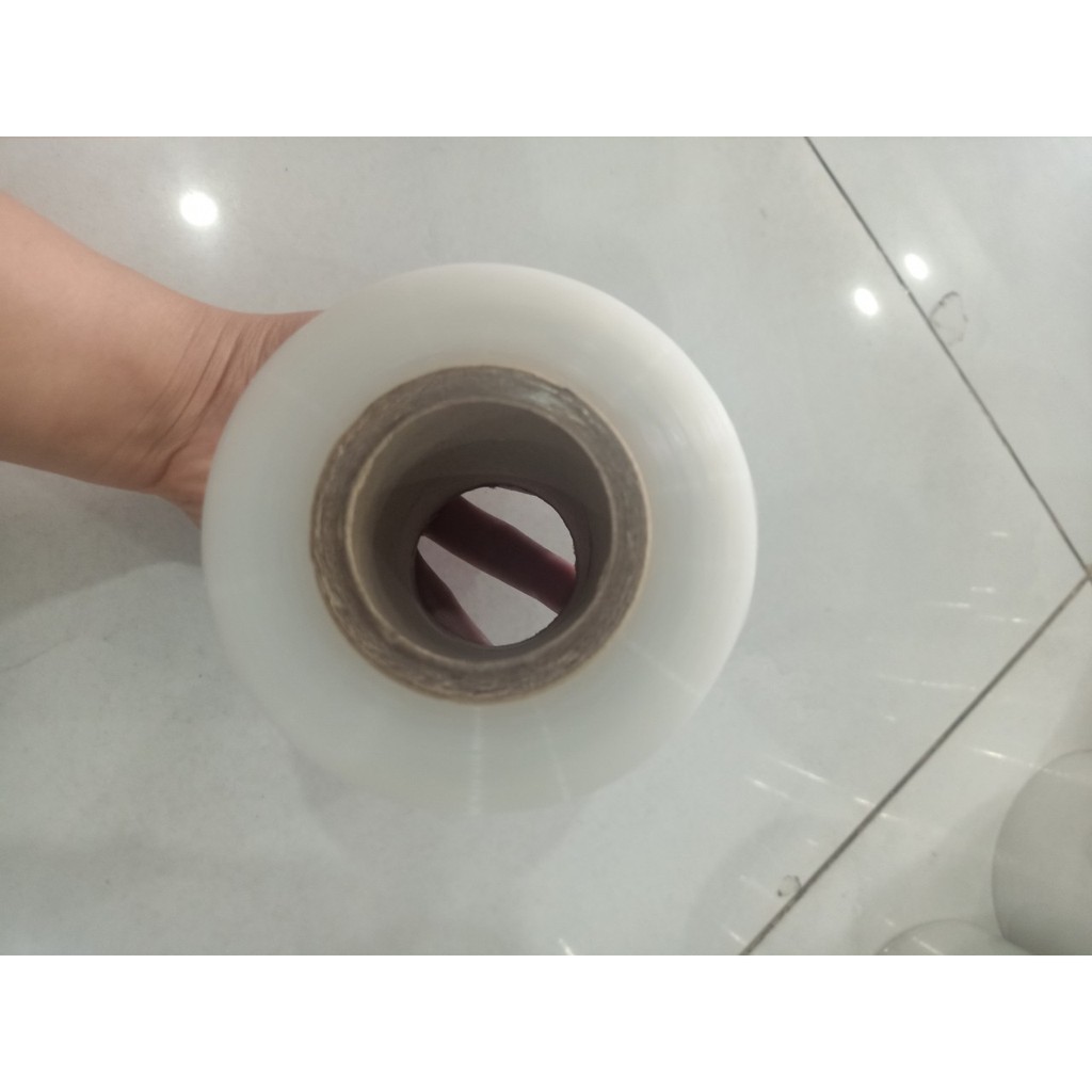 Màng quấn PE 10cm, 600gr/ cuộn