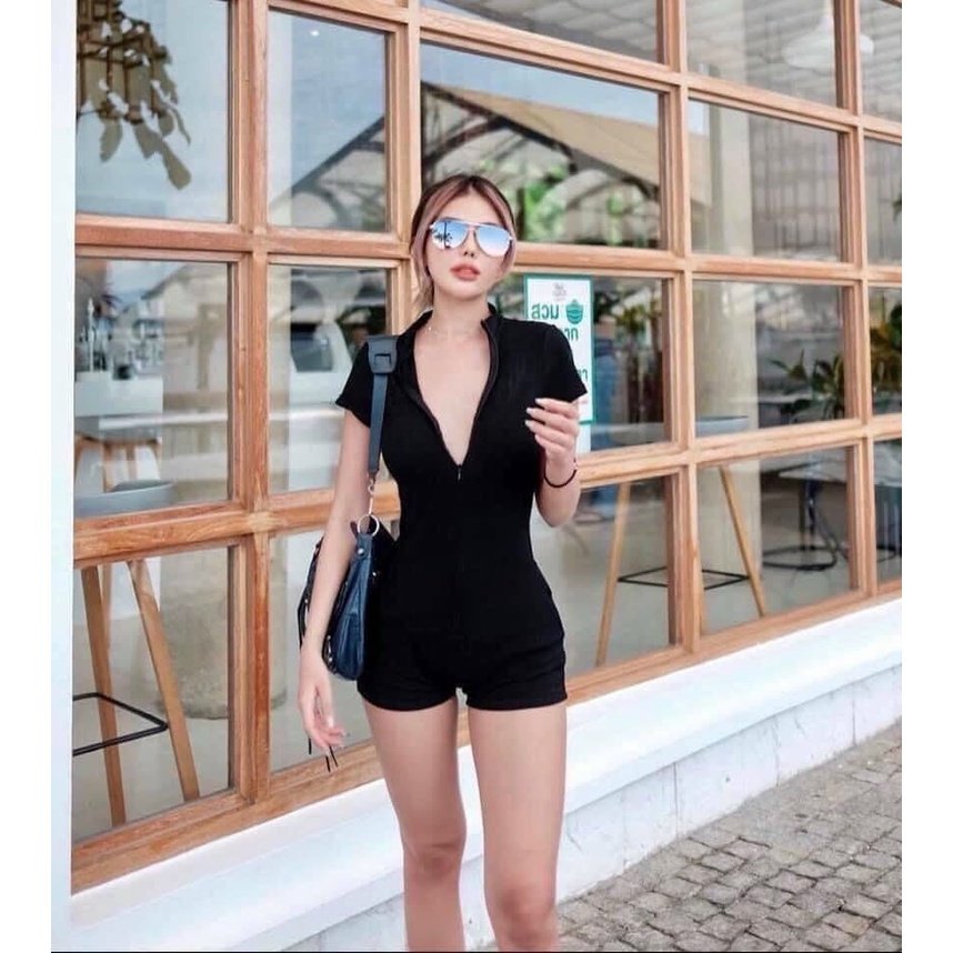 Đồ bơi tay dài liền thân quần đùi kín đáo