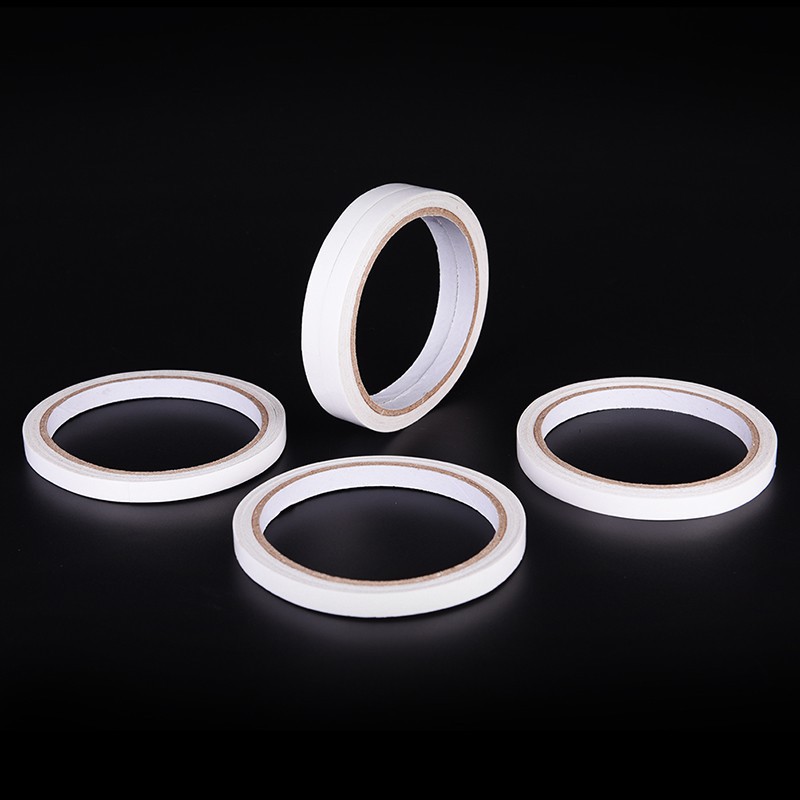 1 Cuộn Băng Keo Hai Mặt Dài 12M