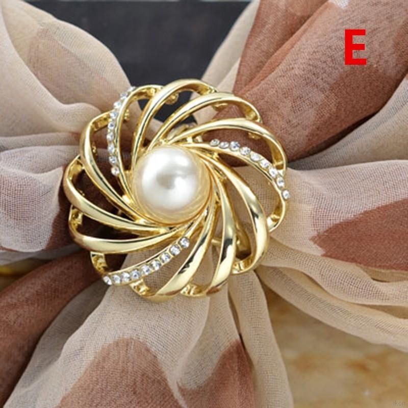 Kẹp khăn lụa/cài áo mạ vàng đính hạt và phối đá đầy sang trọng