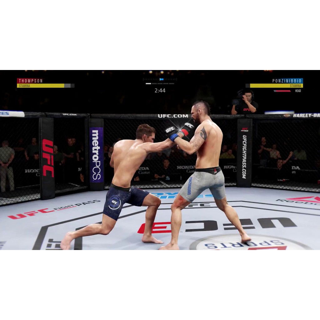 Đĩa game ps4 UFC 3