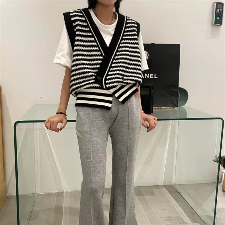 Áo Gile (Ghi lê) Len Kẻ Ngang 2 Cúc | BigBuy360 - bigbuy360.vn