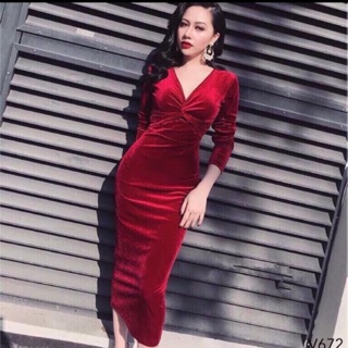 Đầm body nhung đỏ