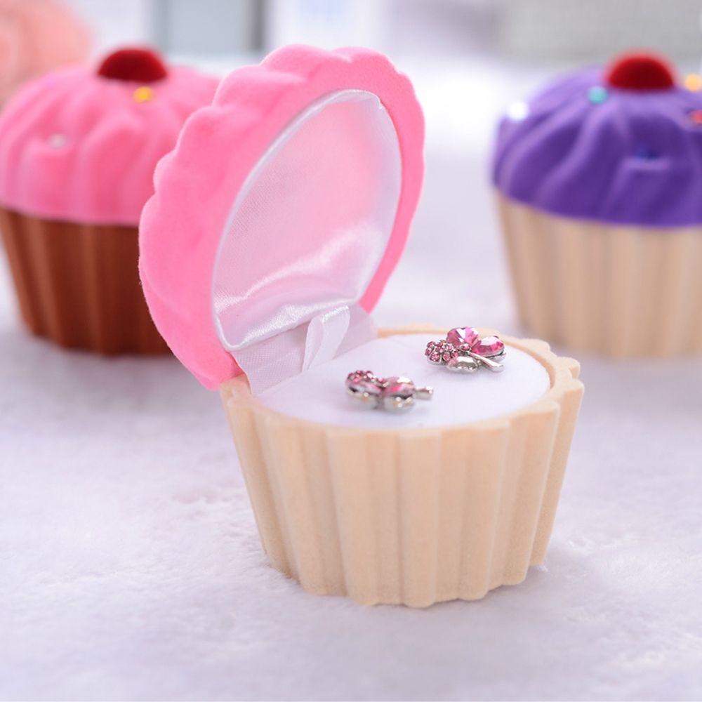 Hộp Đựng Trang Sức Bằng Vải Nhung Cao Cấp Hình Bánh Cupcake Dễ Thương