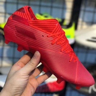 Giày bóng đá Nemeziz FG màu đỏ