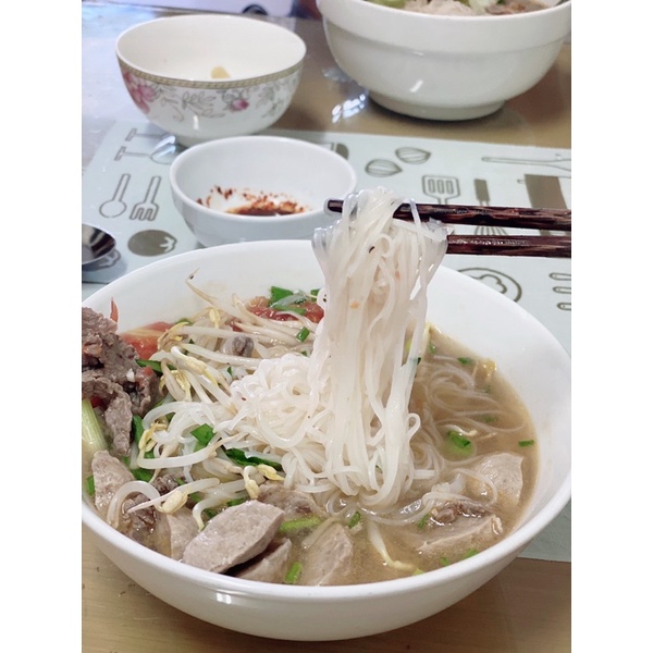 HỦ TIẾU KHÔ LÂM ĐỒNG