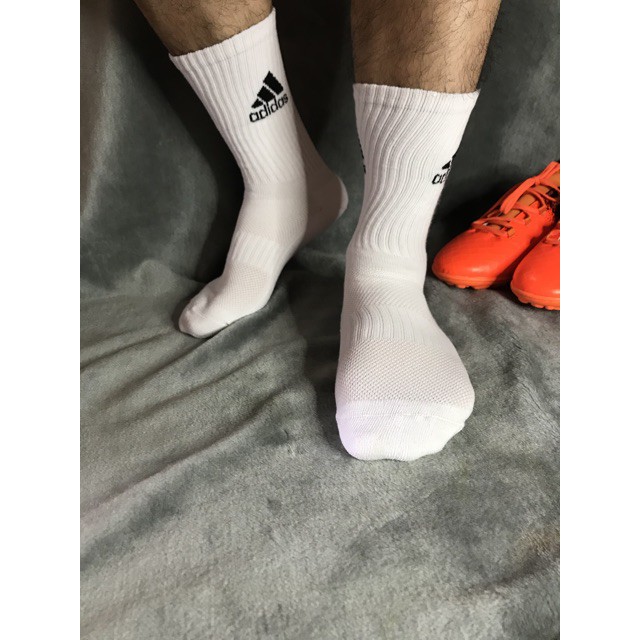 𝓣𝓪̂́𝓽 𝓣?𝓮̂̉ 𝓣𝓱𝓪𝓸 tất vớ adidas cổ cao -có viền chống trơn