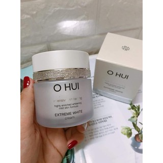 -KEM DƯỠNG TRẮNG DA VÀ CHỐNG LÃO HÓA OHUI EXTREME WHITE CREAM SNOW.
