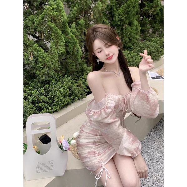 Váy trễ vai dài tay phối dây rút ôm dáng tiểu thư