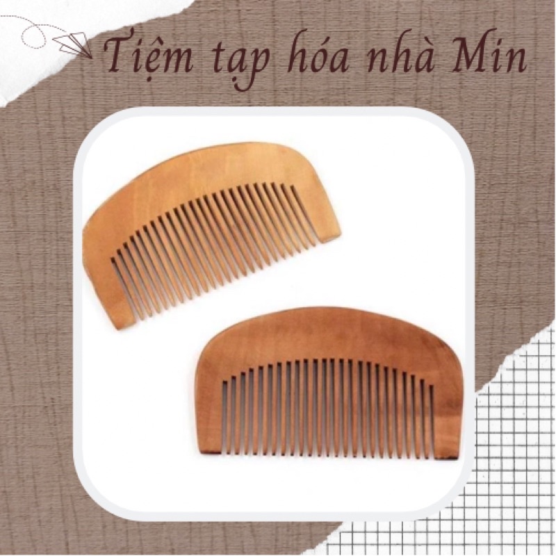 Lược gỗ chải đầu và mát xa da đầu kích thước 8.7 * 5 cm.