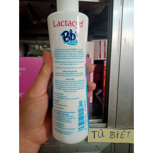 Sữa Tắm rôm sẩy LACTACYD BB 250ml