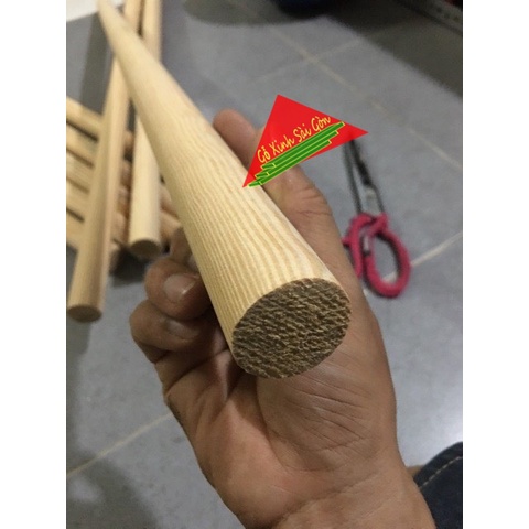 Thanh gỗ tròn to, phi 3cm dài 1m làm chân bàn, chân ghế, cây treo đồ...