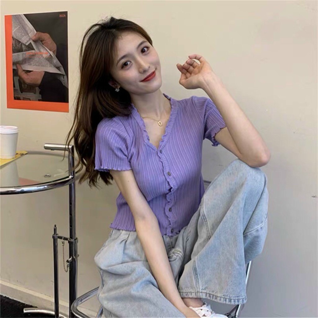 Áo Croptop Nữ Ngắn Tay Cổ chữ V GenY - Áo Kiểu Nữ Ôm Nút Giả Nhiều Màu Chất Thun Gân Mềm Mịn CR-V2 | BigBuy360 - bigbuy360.vn