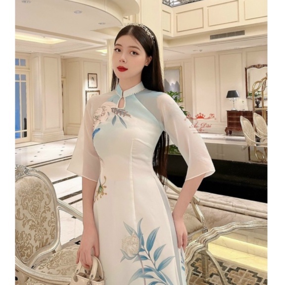 Áo dài cách tân 4 tà in hoa đính kết trai tay lỡ tiểu thư
