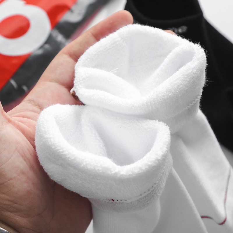Tất cổ ngắn vớ Supeme Hanes thời trang cao cấp Unisex Chất liệu Cotton dệt kim dày dặn êm ái và chống hôi chân