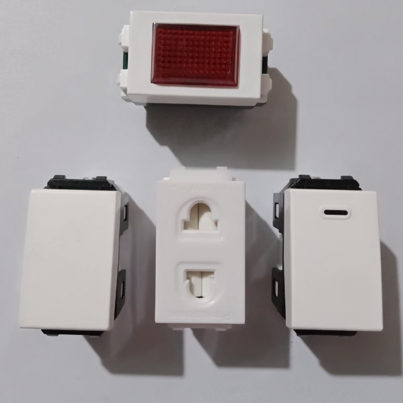 HẠT CÔNG TẮC , HẠT Ổ CẮM PANASONIC