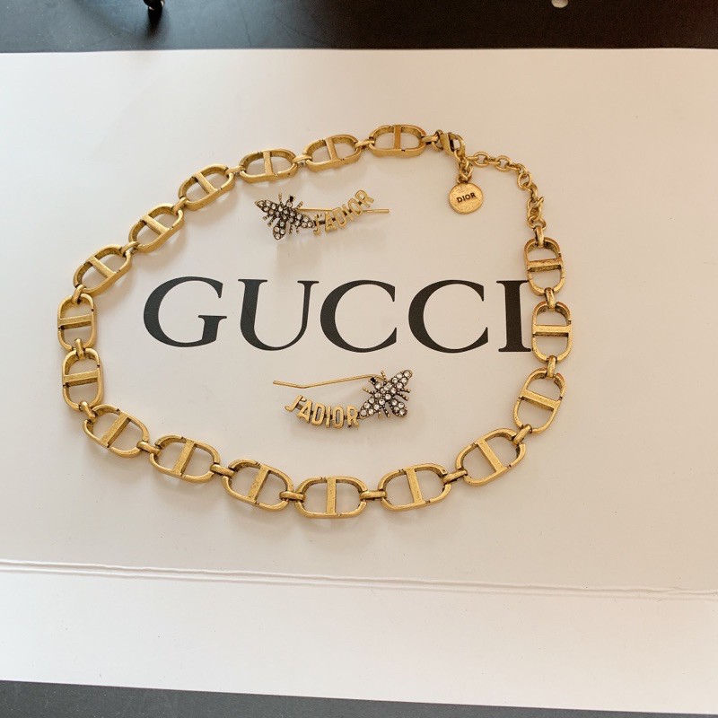 Combo bộ gồm Chocker CD+khuyên vành như hình