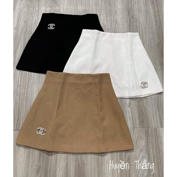 Chân váy chữ A kèm tag x