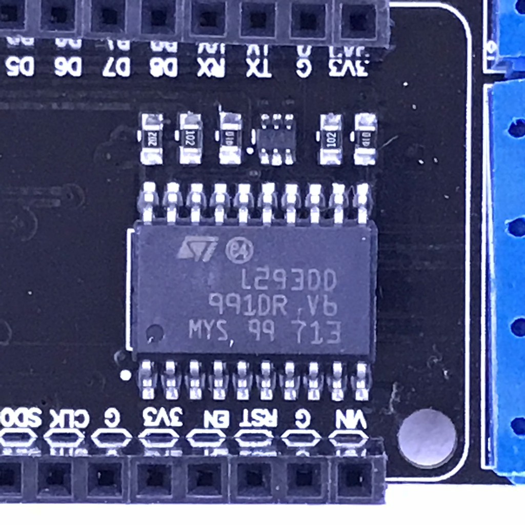 [Mã ELFLASH5 giảm 20K đơn 50K] NodeMCU ESP8266 Lua expand board + Motor Driver L293D-TH271