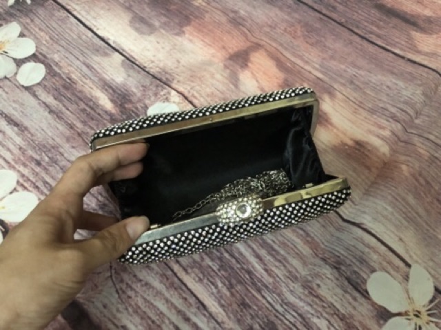 Clutch đính đá