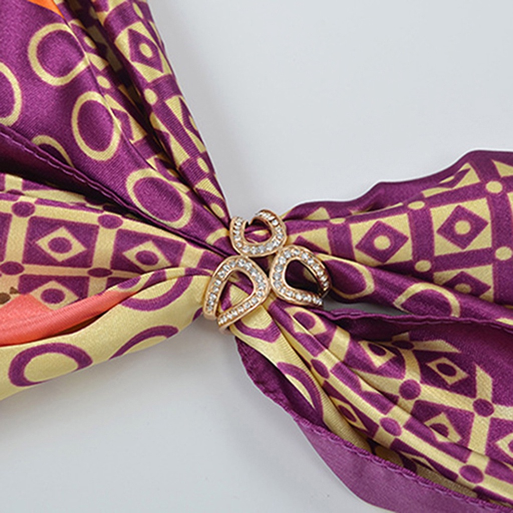 Nút giữ khăn choàng đính kim cương nhân tạo sành điệu