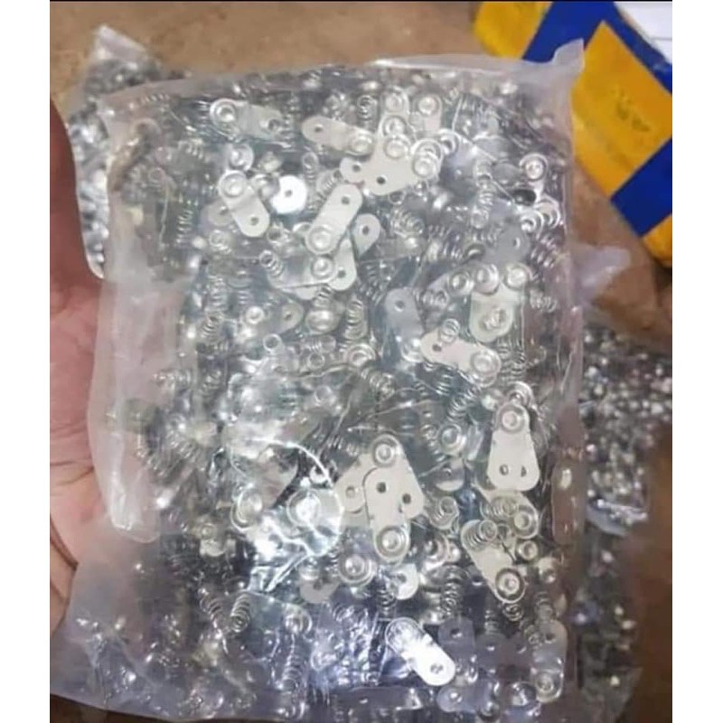 Đế chân pin đôi