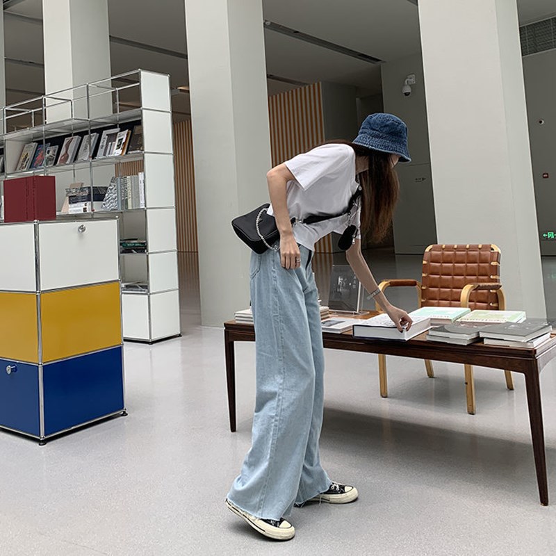 Áo Thun Tay Ngắn Màu Trơn Thiết Kế Đơn Giản Hợp Thời Trang