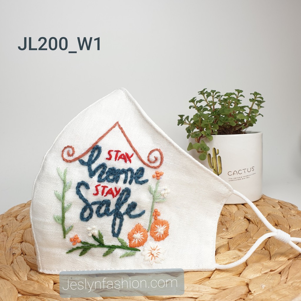 Khẩu trang thêu tay vải linen hình chữ JL200 màu trắng