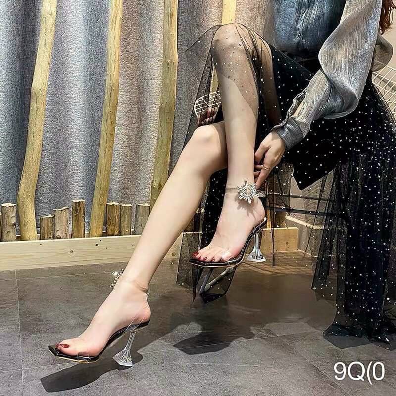 [Mã FASHIONT4WA2 giảm 10k đơn từ 50k] Sandal tag hoa mặt trời siêu xinh