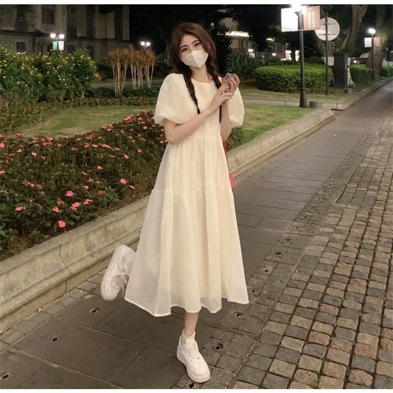 VÁY TRẮNG CÔNG CHÚA 2 LỚP PHOM RỘNG