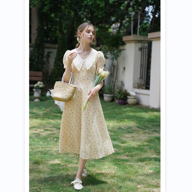 Đầm Cổ Búp Bê Họa Tiết Sọc Ca Rô Màu Vàng Nhạt Phong Cách Pháp Thời Trang Mùa Hè Mới 2022