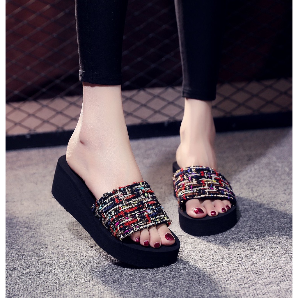 Giày Sandal Đế Xuồng Màu Cầu Vồng Thời Trang Mới