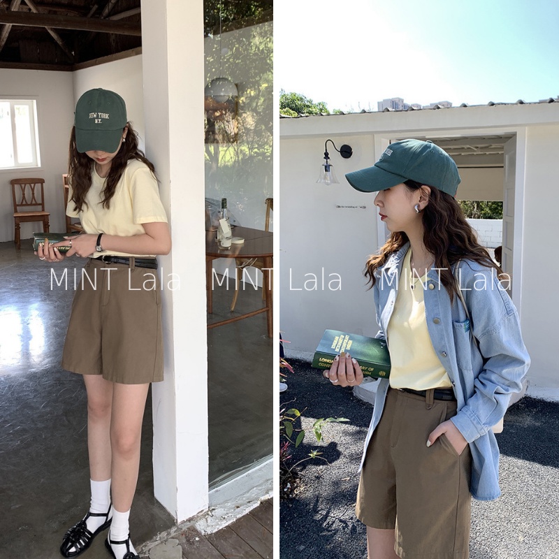 Áo Thun Nữ Form Rộng Vừa Ngắn Tay Trơn Basic Đính Tag Cá Tính