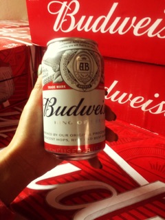 Bia Budweiser 330ml/24lon/thùng