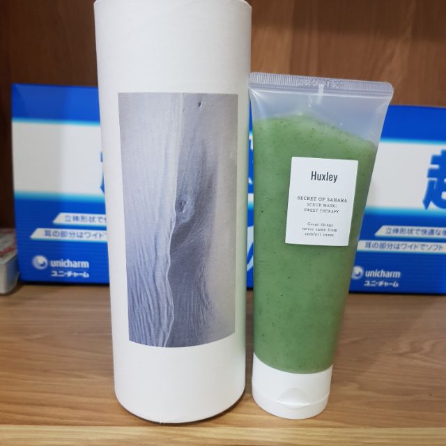 Tẩy da chết Huxley 120g