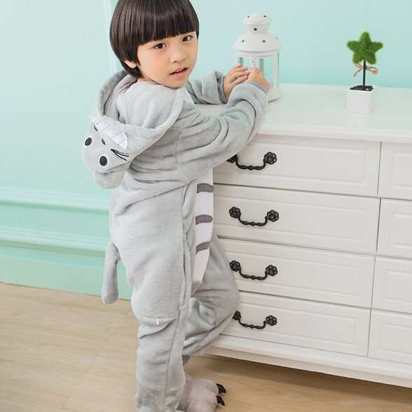 Bộ Đồ Ngủ Áo Liền Quần Hình Totoro Xinh Xắn Dành Cho Bé