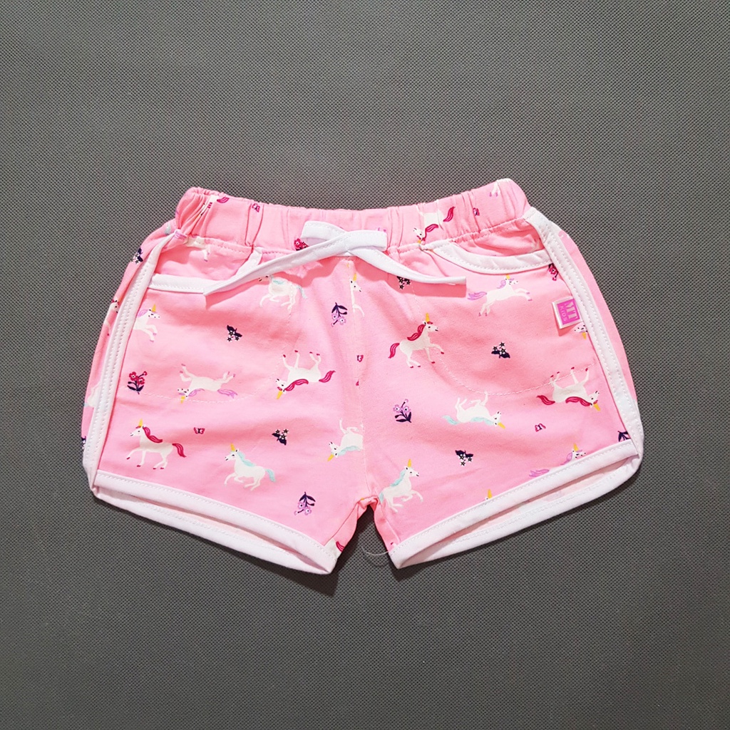 Quần short cotton bé gái in pony mát mẻ mùa hè