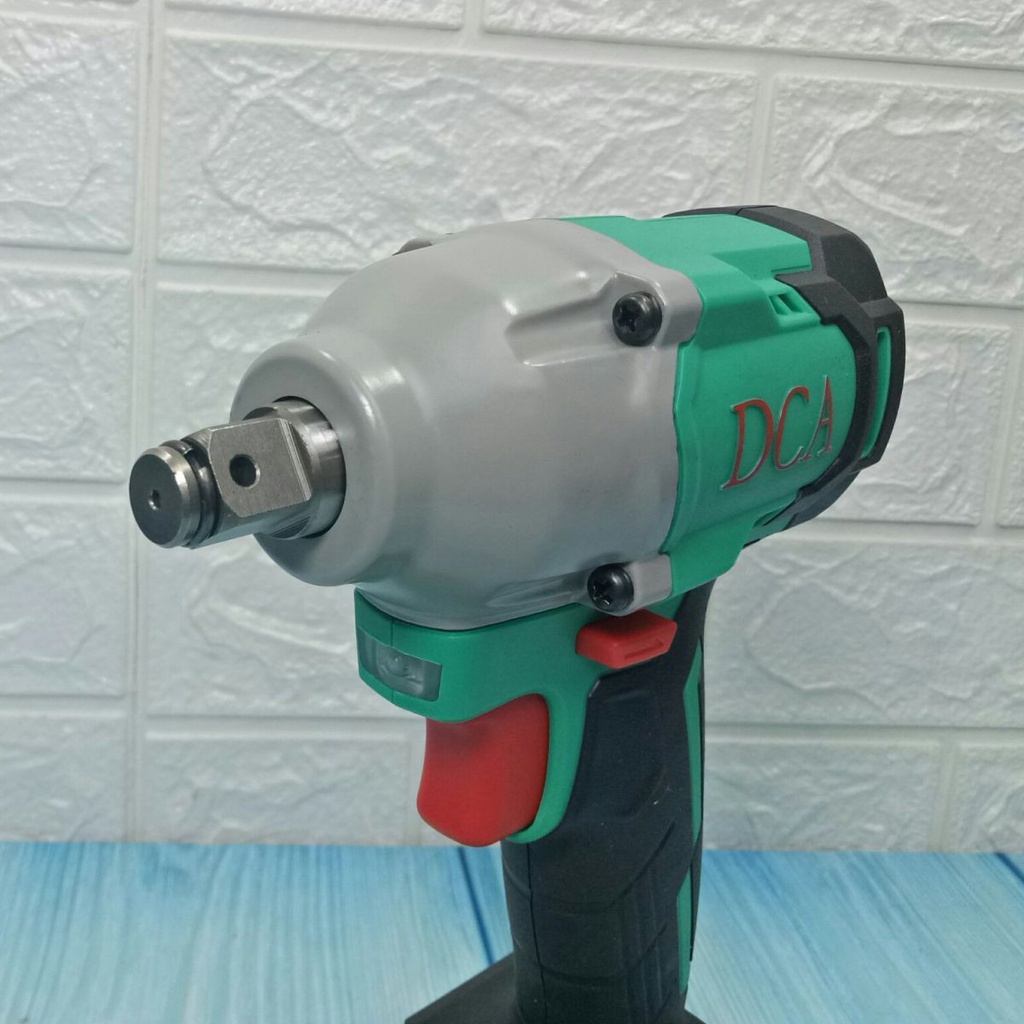 Máy siết bulong dùng pin không chổi than 18V DCA  ADPB02-18EK , kèm theo 2 pin 4.0Ah và 1 sạc đường kính bulong M12-M18