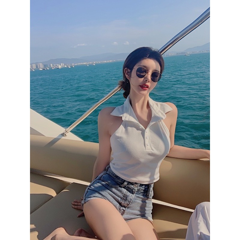 Áo Croptop Cổ Yếm Hở Lưng Phối Nút Cá Tính A18