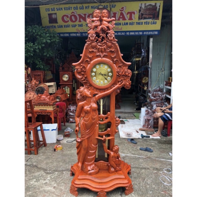 Đồng Hồ Cô Tiên Kê Phòng Khách Gỗ Hương Cao 217 Rộng 87cm