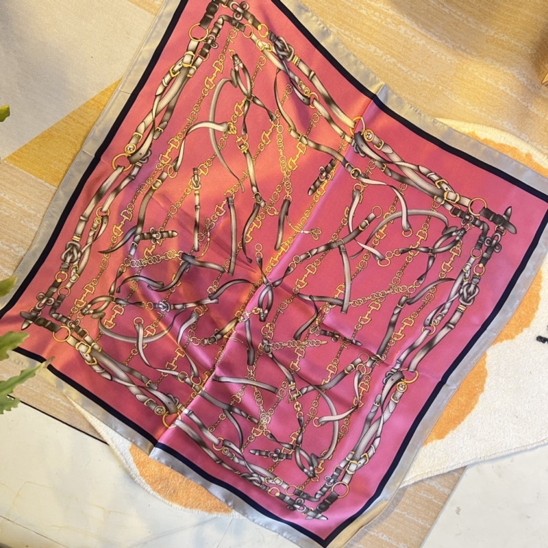 Khăn lụa vuông 70x70 turban quàng cổ,áo khăn yếm bandana thời trang đội đầu - Maben