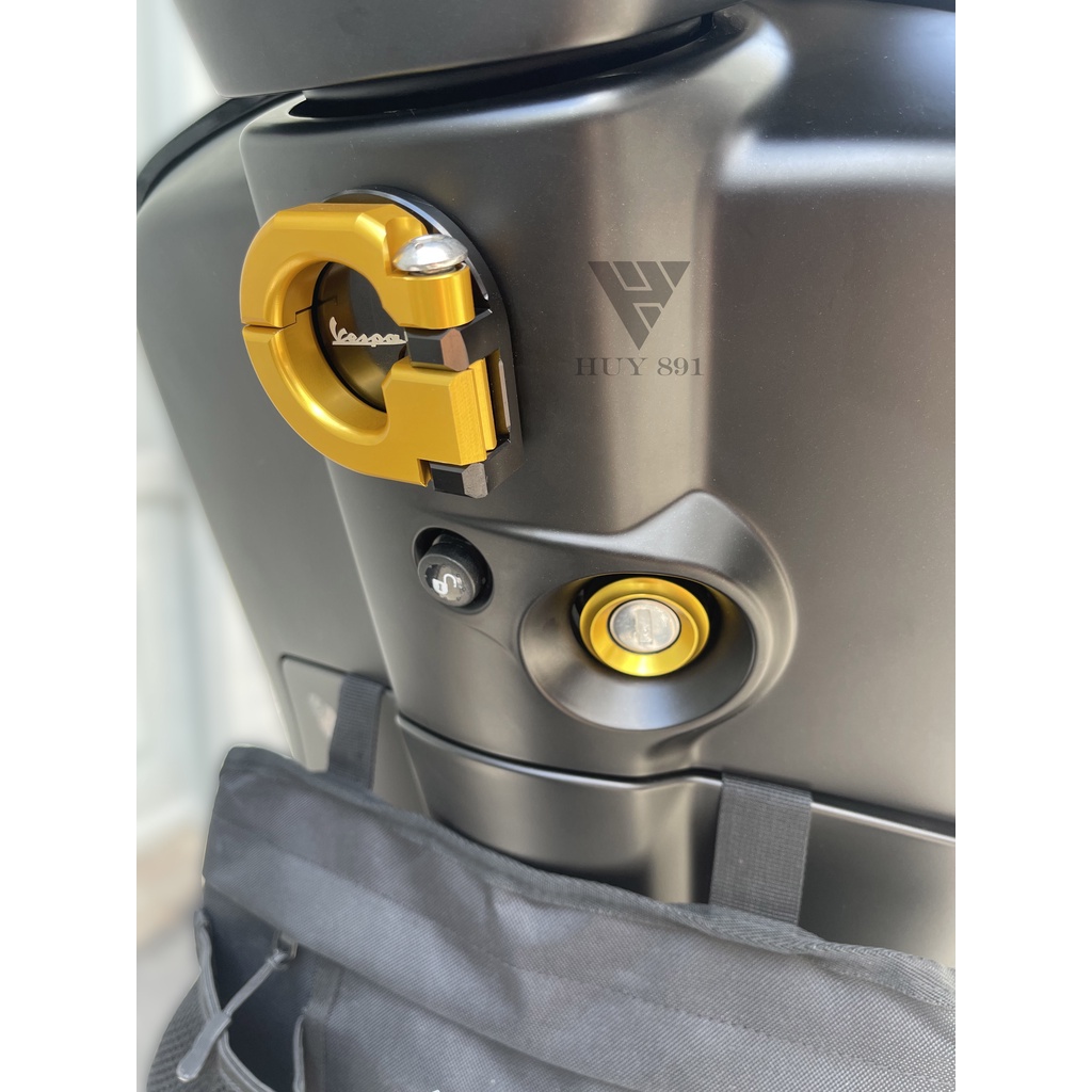 Móc treo 2 lỗ nhôm CNC cho xe Vespa