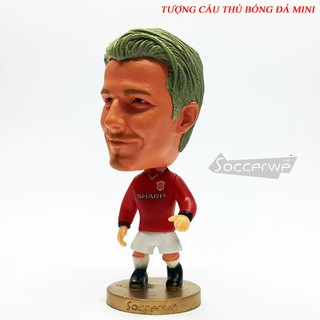 Tượng cầu thủ bóng đá David Beckham