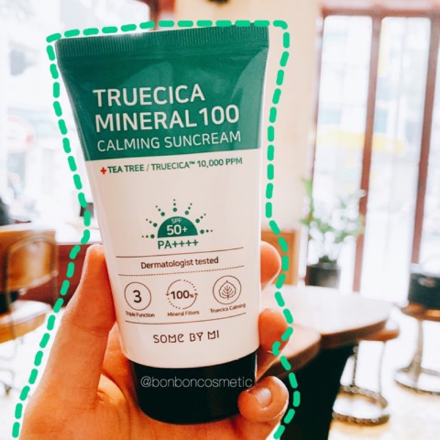 KEM CHỐNG NẮNG SOME BY MI TRUECICA MINERAL 100 CALMING SUNCREAM SPF 50 PA++++ .