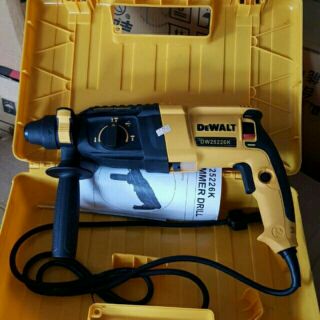 Máy khoan DEWALT 2-26