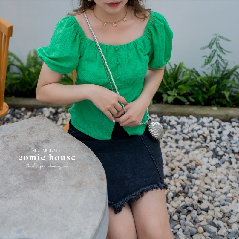 Áo blouse croptop hoa xanh Comic
