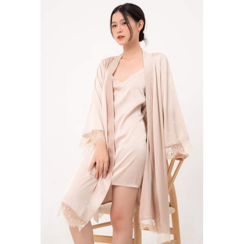 Áo choàng lụa phối ren mặc ngủ sang trọng | BigBuy360 - bigbuy360.vn