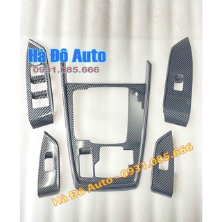 Ốp nội thất mazda cx8 mẫu vân cacbon - ốp bảo vệ mặt hộp số và tay mở cửa mazda cx8
