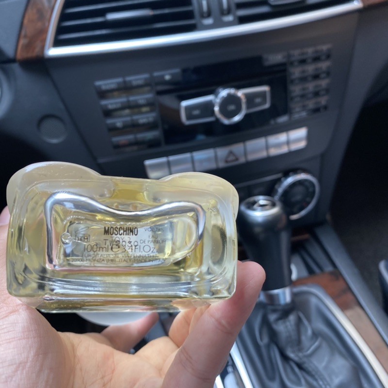 Nước hoa nữ 𝐌𝐨𝐬𝐜𝐡𝐢𝐧𝐨 𝐓𝐨𝐲 𝟐 𝐄𝐃𝐏 trẻ trung,quyến rũ (5ml/10ml/20ml) | BigBuy360 - bigbuy360.vn