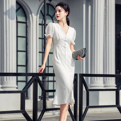 Đầm Đuôi Cá Dáng Ôm Phối Ren Màu Trắng Phong Cách Pháp Thời Trang Mùa Hè Mới